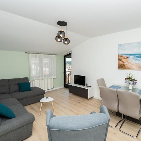מאקרסקה Apartman Marin מראה חיצוני תמונה